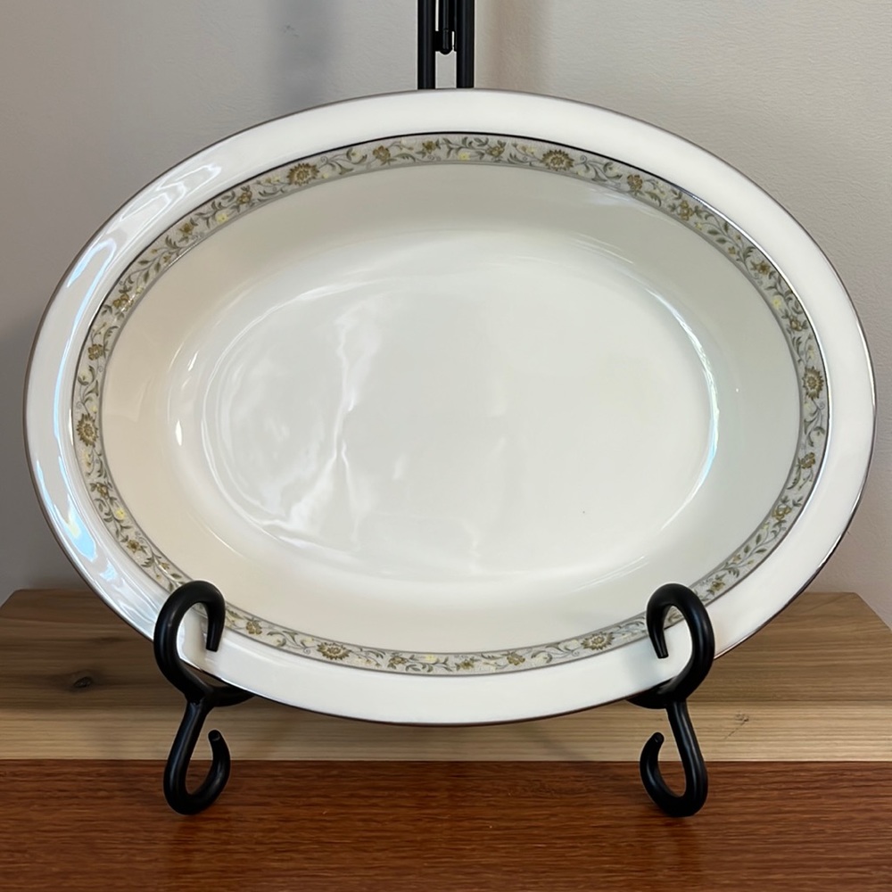 EUC Lenox Springdale China Oval Vegetable Bowl